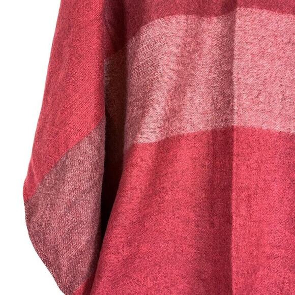 Woolrich Womens Red Fringe Poncho Cape Wide Stripe Open Jacket Cardigan O/S - Picture 12 of 16